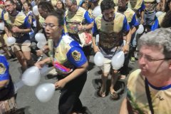 É a Swingueira de Noel - Vila no ensaio de Rua