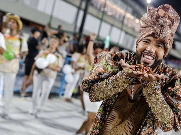 Daniel-Zarmano-Foto-Diego-Mendes-21 Daniel Zarmano cria roupa para ensaio técnico na Sapucaí