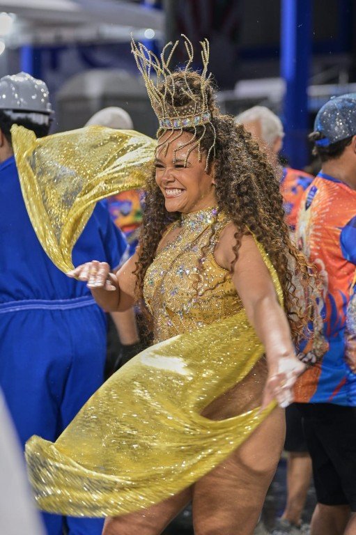 Ale-Jansen-Fotos-S1-Fotografia-1 Madrinha da Em Cima da Hora inicia preparativos com fantasia do carnaval 2025