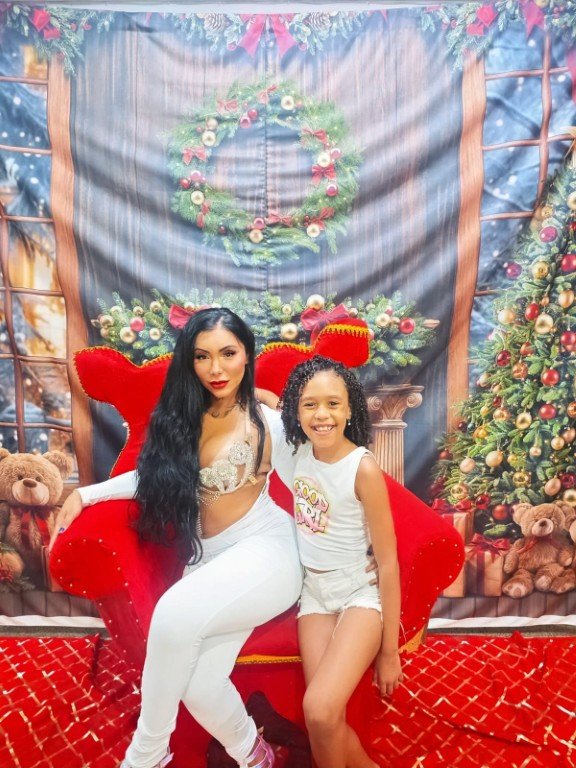 Amanda-Fernandes-Uniao-da-Ilha-Divulgacao-Gardel-Assessoria-1 Musa da União da Ilha, Amanda Fernandes confraterniza com a escola em noite especial