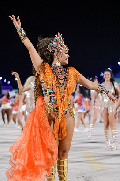 Ale-Jansen-Foto-S1-Fotografia-Divulgacao-Gardel-Assessoria-12 Ale Jansen estreia como Madrinha da Em Cima da Hora na Marquês de Sapucaí