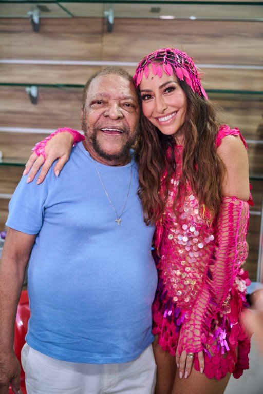 FAU_8020 Vila Isabel recebe mais de 4 mil pessoas em feijoada com show de Martinho da Vila e apresentação de Sabrina Sato