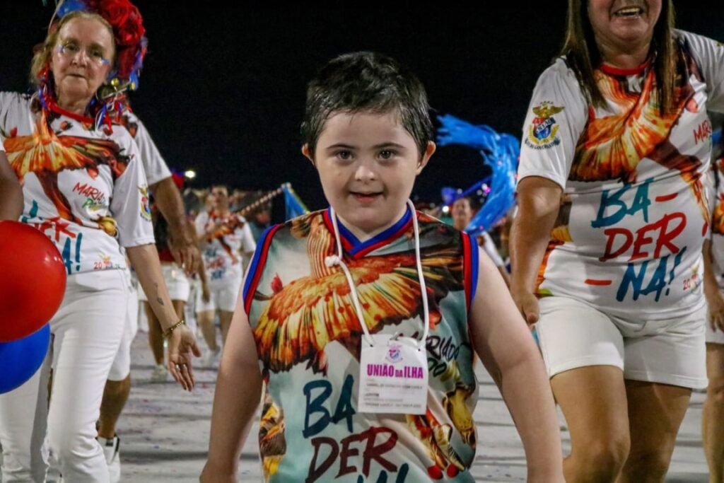 Tatiana-Uniao-da-Ilha-foto-Allan-Duffes-1-1024x683 Tatiana Breia ensaia em dose dupla pela Unidos da Tijuca e União da Ilha na Marquês de Sapucaí