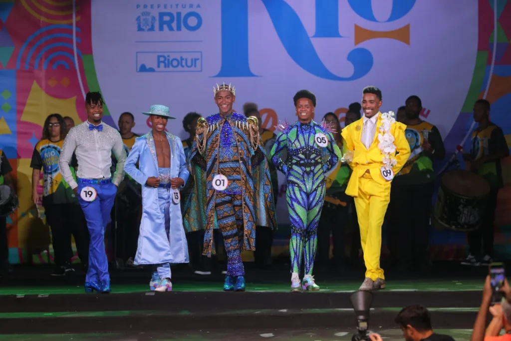 54860306460_ee45f28823_o-1024x683 Corte Real Carnaval 2026: Rei Momo e Rainha são eleitos na Cidade do Samba