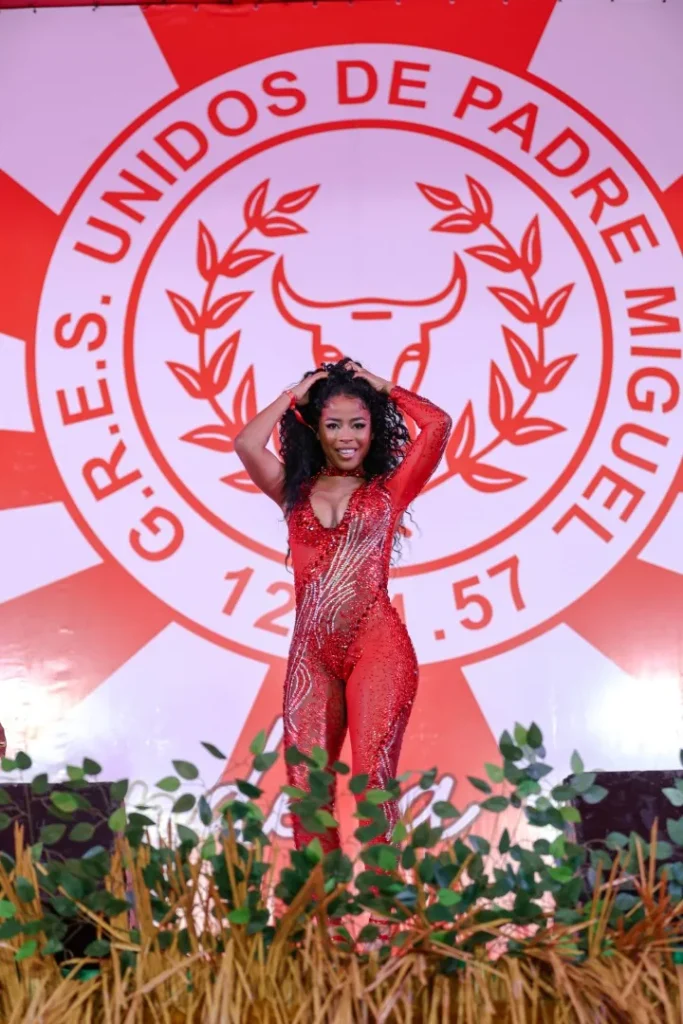 Feijoada-da-UPM-outubto-6-683x1024 Feijoada Da Unidos De Padre Miguel Reúne Mangueira E União De Maricá Em Tarde De Quadra Lotada Na Vila Vintém