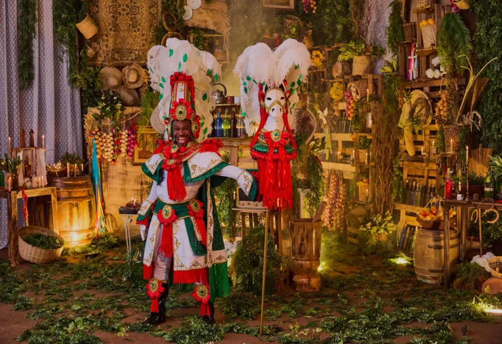 WhatsApp-Image-2025-10-22-at-01.23.00-1-1024x702 Mangueira divulga protótipos das fantasias de suas alas comerciais para o Carnaval 2026