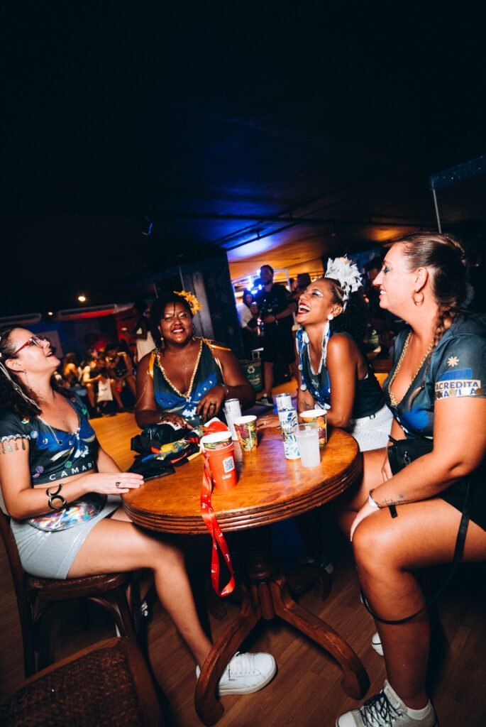 Camarote-Portela-_sexta-86-685x1024 CARNAVAL 2026: Camarote Portela terá Diogo Nogueira, Xande de Pilares, Revelação, MARVVILA e muito mais!