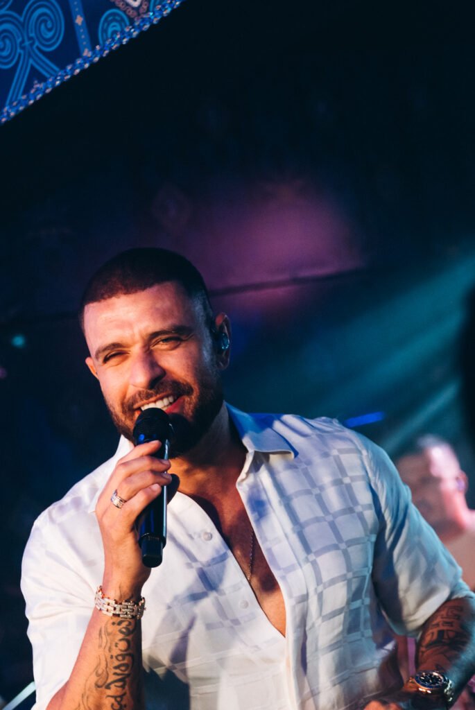 Copia-de-Copia-de-TAM_3168-685x1024 CARNAVAL 2026: Camarote Portela terá Diogo Nogueira, Xande de Pilares, Revelação, MARVVILA e muito mais!