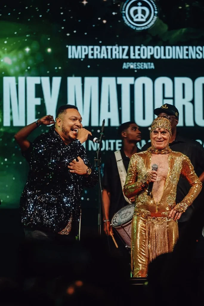 WhatsApp-Image-2026-02-05-at-00.07.04-684x1024 Noite Camaleônica! Com participação especial de IZA, Imperatriz Leopoldinense e Ney Matogrosso celebram Carnaval 2026 com show do cantor no Vivo Rio